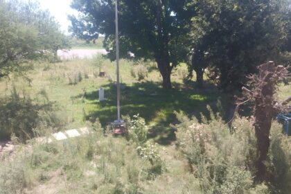 “Entre el viaje y las clases son casi 12 horas”: el drama de los alumnos de la escuela de Los Laureles | FM Avenida