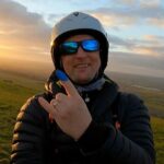 “Era una leyenda”: la desgarradora muerte de un experto en el paracaidismo wingsuit | FM Avenida