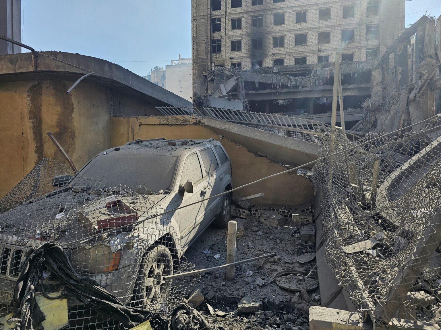 Escala el conflicto en Medio Oriente: tropas de Israel ingresaron por tierra al Líbano para crear un anillo de seguridad | FM Avenida