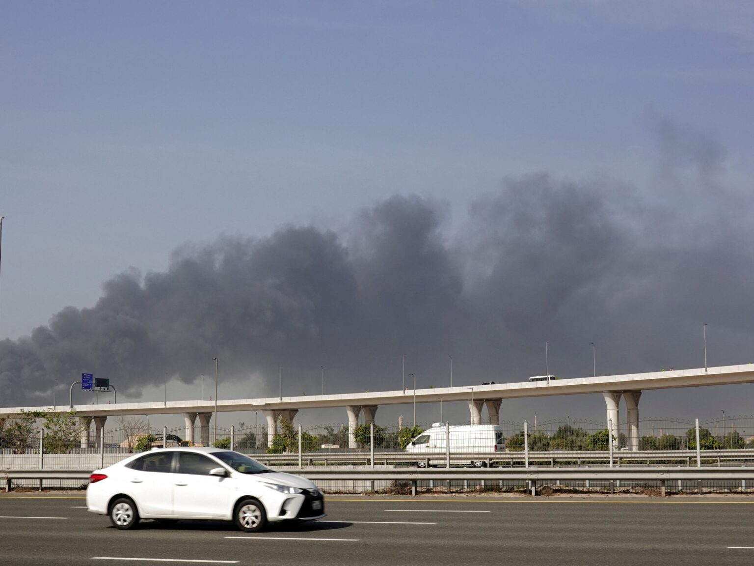 Estados Unidos e Israel atacan a Irán, EN VIVO: nuevos bombardeos contra objetivos militares y represalia de Teherán | FM Avenida