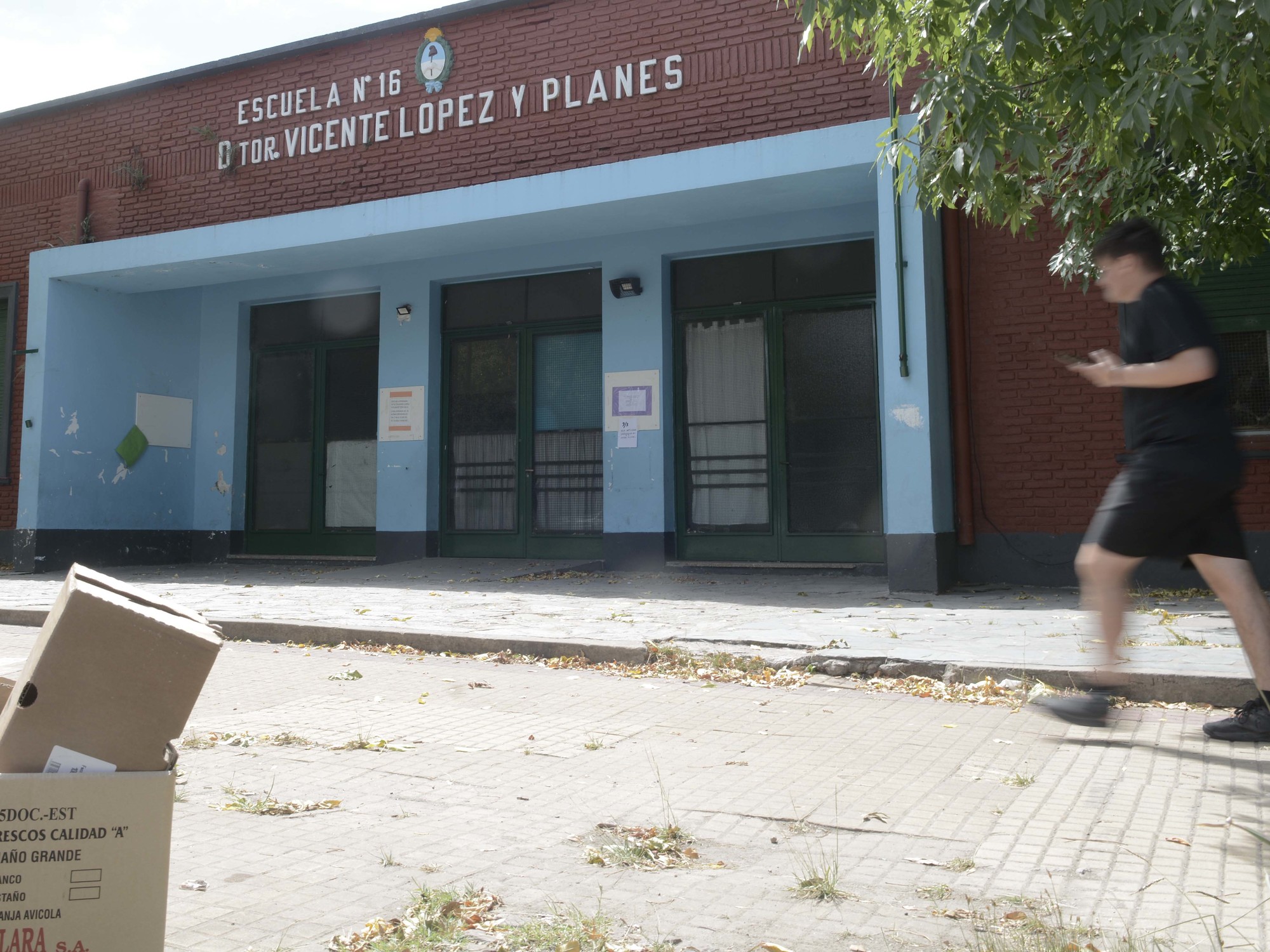 Fuerte impacto en las escuelas públicas de Provincia por el paro por el Día de la Mujer | FM Avenida