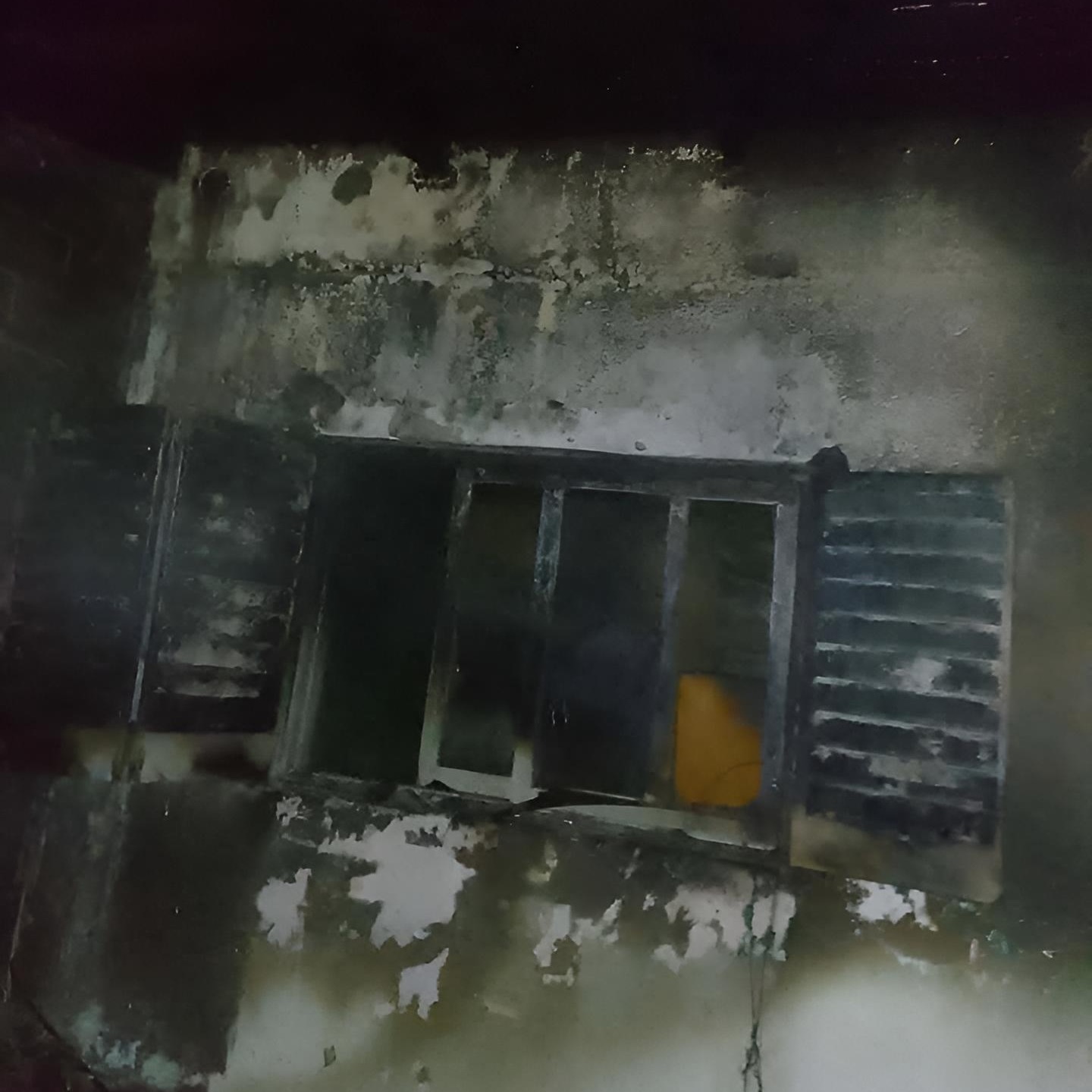 Incendio en Manuel Iglesias bis: una familia perdió todo y pide ayuda para reconstruir su casa | FM Avenida