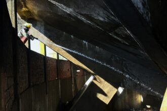 Incendio en la exdepuradora: dos dotaciones de Bomberos trabajaron para controlar las llamas | FM Avenida