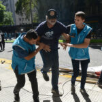 Incidentes en la marcha por FATE: la Policía desalojó a los manifestantes que protestaban frente a la Secretaría de Trabajo | FM Avenida