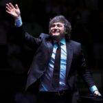 Javier Milei y sus medidas, EN VIVO: tras reunirse con el líder de Vox en España, el Presidente habla hoy en el Madrid Economic Forum | FM Avenida