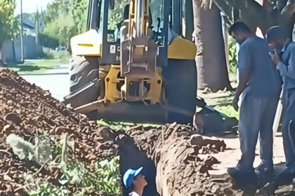 La Secretaría de Servicios Públicos articula con los vecinos la ampliación de la red cloacal | FM Avenida