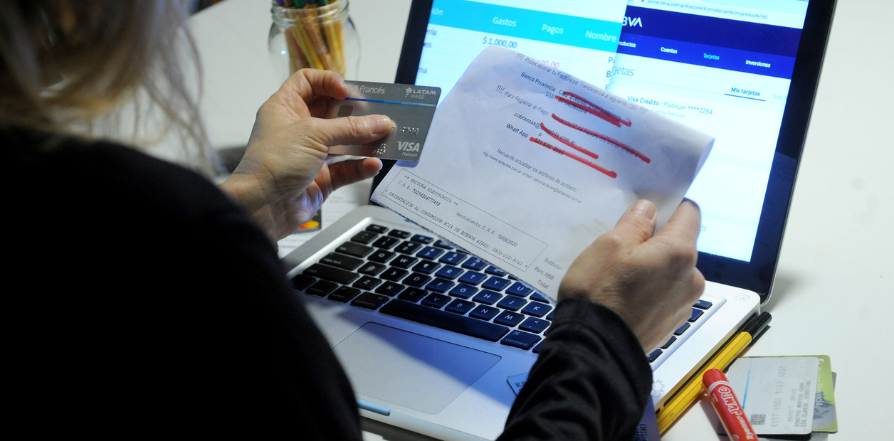 La cantidad de familias con atraso de pago en los créditos es la más alta en 20 años y preocupa la mora en las empresas | FM Avenida