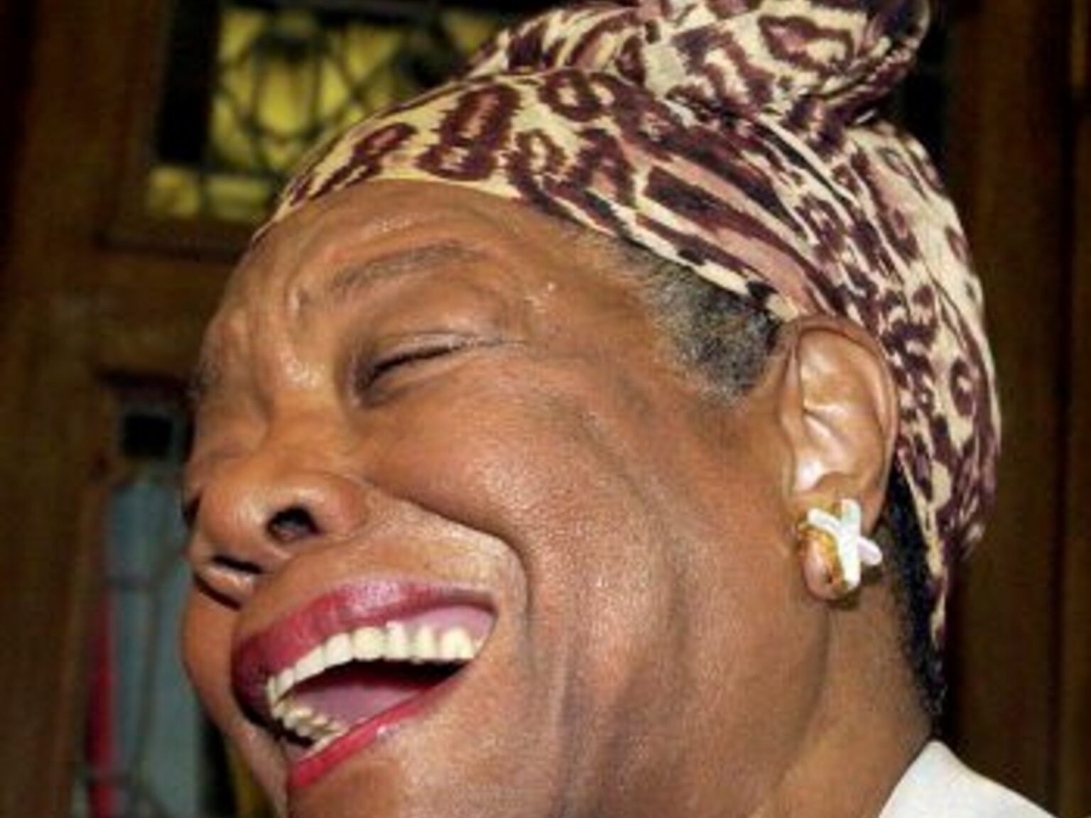 La cita del día, de Maya Angelou: "Cuando alguien te muestre quién es, créelo la primera vez" | FM Avenida