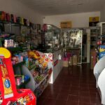 Le cortaron la luz y la acusan de fraude: el drama de una librería en plena temporada escolar | FM Avenida