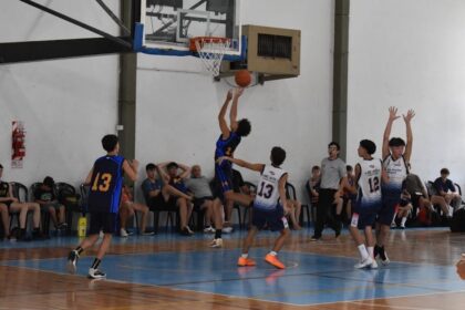 Liga Provincial de Basquet: Gran victoria del U15 de Náutico en el debut frente a Zárate (Video) | FM Avenida