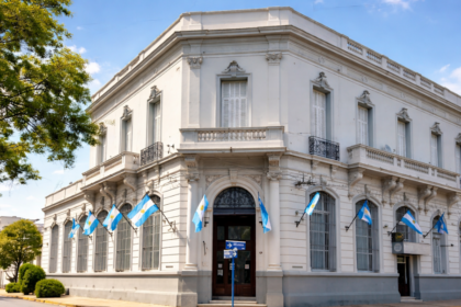 Los bancos vuelven a su horario habitual desde la próxima semana | FM Avenida