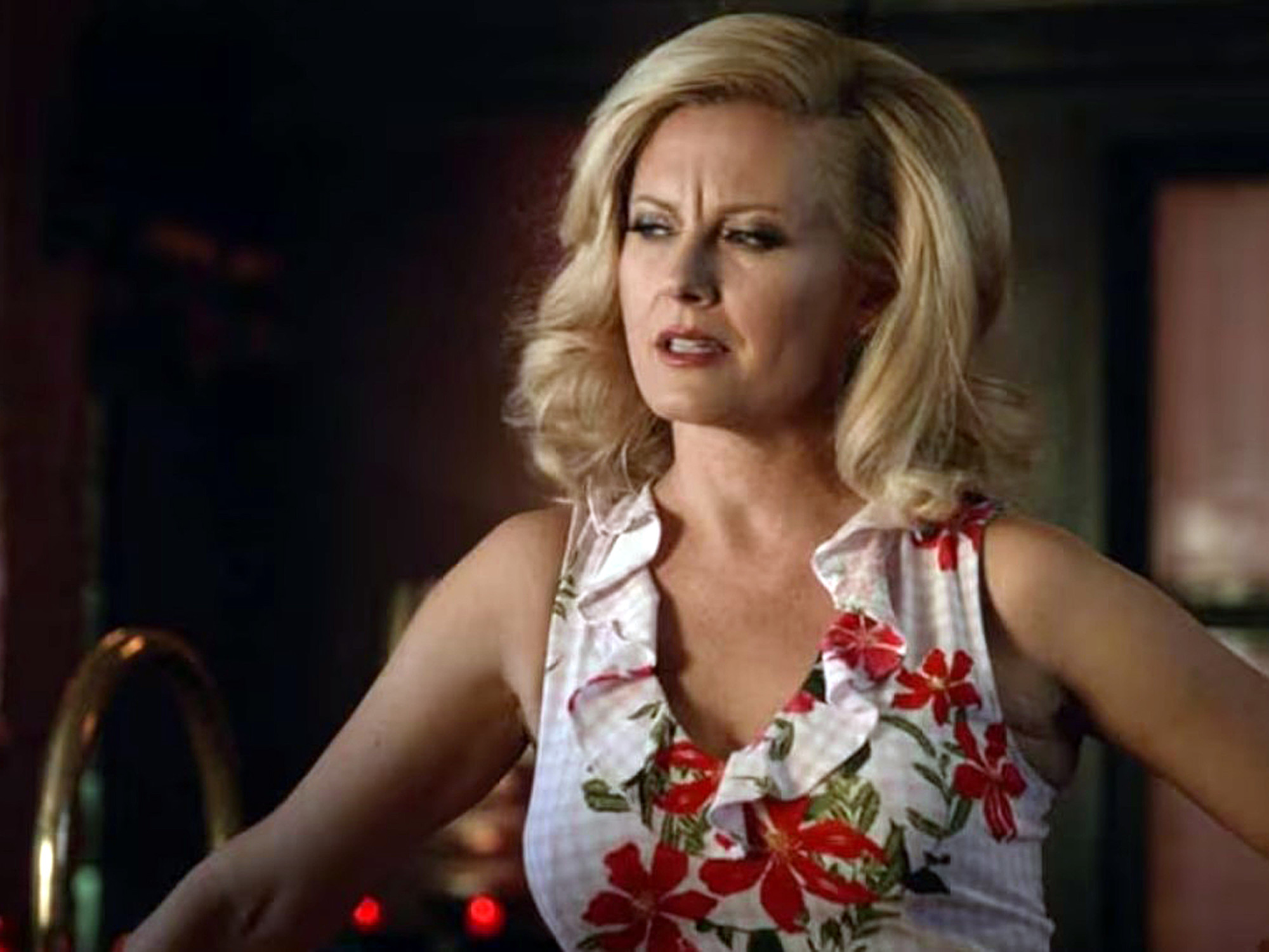 Murió Carrie Anne Fleming, actriz de "Supernatural", a los 51 años | FM Avenida