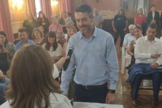 Nazareno Zitta asumió la presidencia del Consejo Escolar | FM Avenida