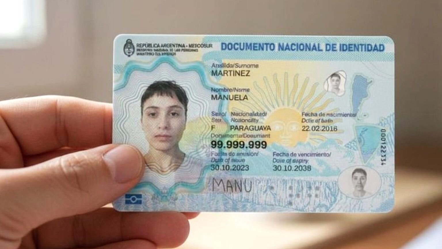 Nuevo formato del DNI: quiénes pueden obtenerlo y qué sucede con los existentes | FM Avenida