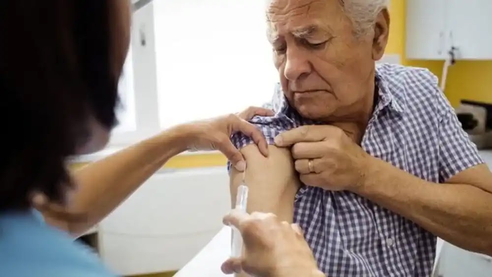 PAMI adelanta la vacunación antigripal ante una nueva variante de influenza | FM Avenida