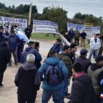 Papeleros paran las máquinas: "En resguardo de nuestra vida y nuestro salario" | FM Avenida