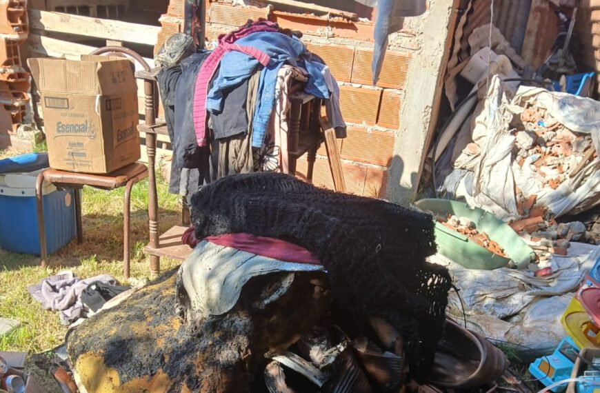 Piden colaboración para una familia que perdió todo en el incendio de su vivienda | FM Avenida