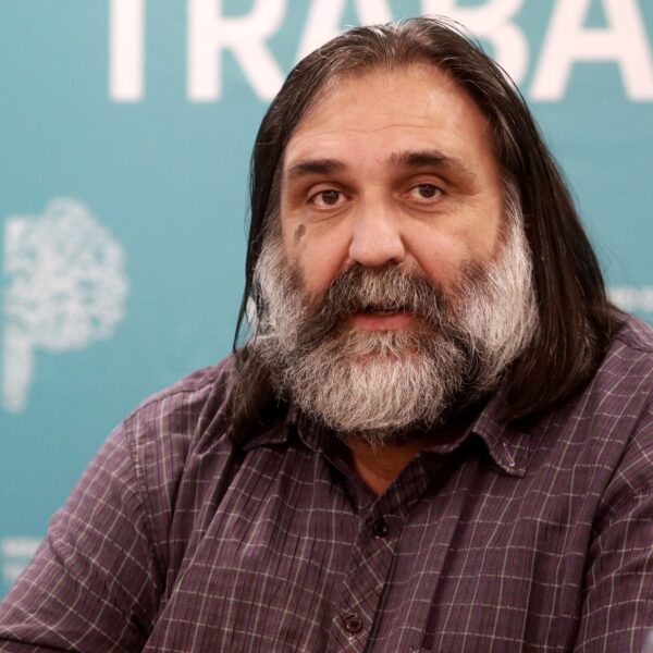 Por primera vez en seis años, no arrancan las clases en la Provincia de Buenos Aires por un paro docente | FM Avenida