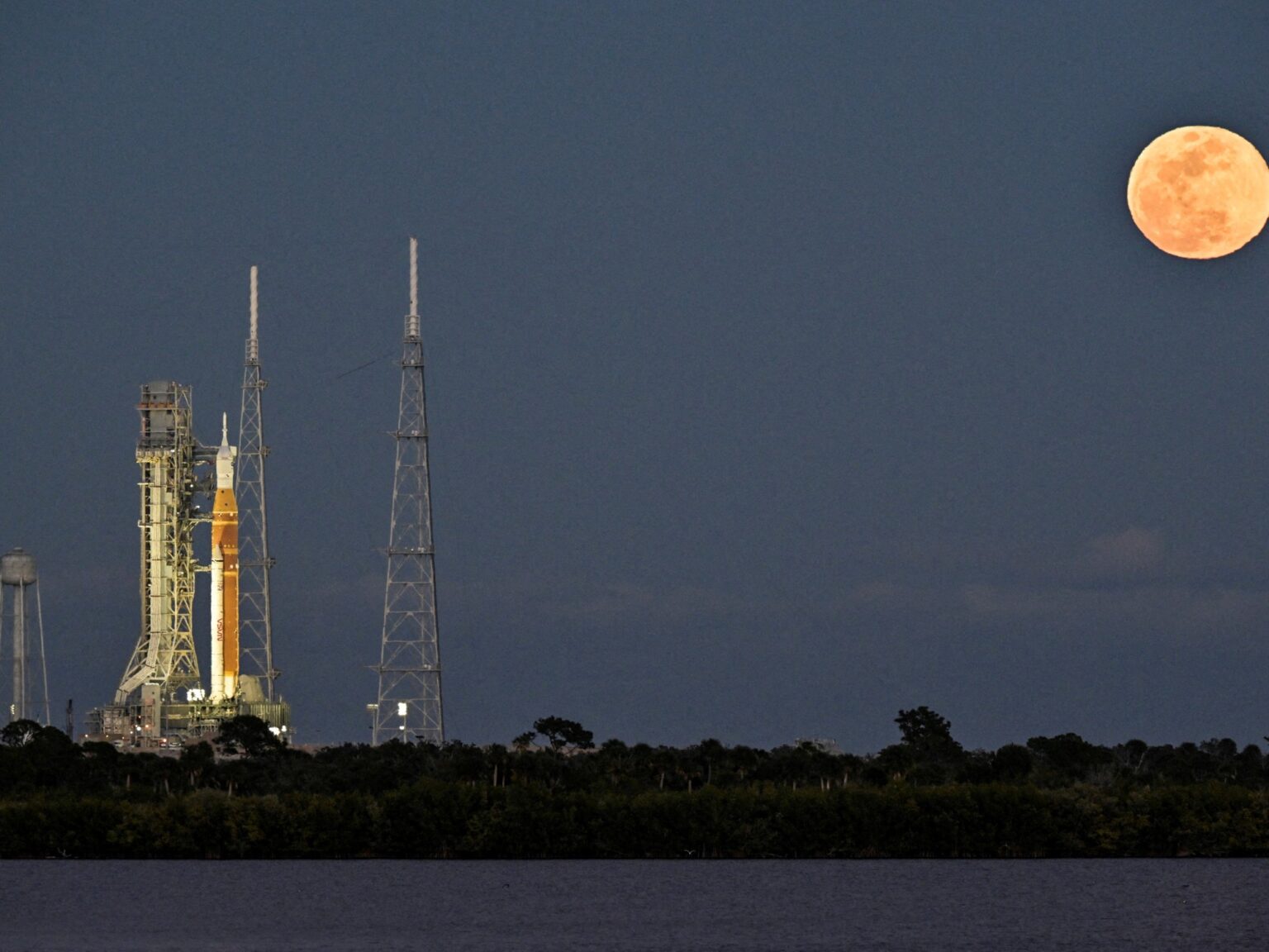 Qué comerán los astronautas en la misión Artemis II de la NASA: así será el menú del viaje que rodeará la Luna | FM Avenida