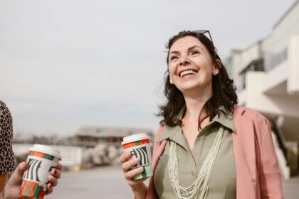 Sandra Moñino, nutricionista: “Para prevenir y evitar la osteoporosis durante la menopausia hay un suplemento clave" | FM Avenida