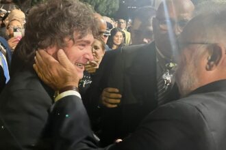 Saucedo y el encuentro de los Veteranos de Malvinas con Milei: "Se pueden tener distintas opiniones, pero es el Presidente el que nos saludaba" | FM Avenida