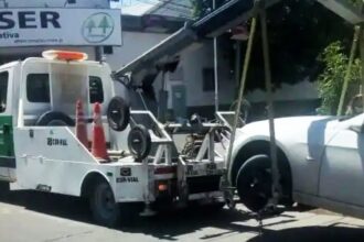 Se viene el “gruazo”: cuánto cuesta el acarreo de los vehículos y cuál es la multa | FM Avenida