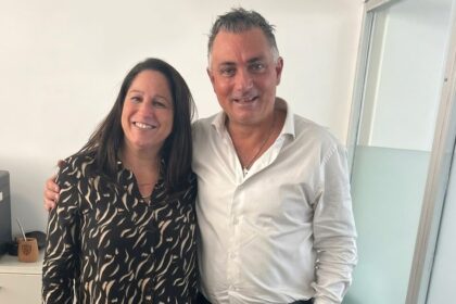 Sebastián Pareja encabeza un encuentro en San Nicolás para analizar la eliminación de tasas en distritos bonaerenses | FM Avenida