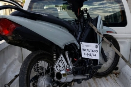 Secuestran una moto en Gobernador Castro por falta de documentación y escape irregular | FM Avenida
