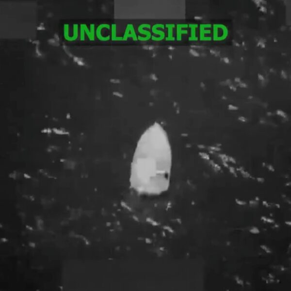 Seis muertos en un nuevo ataque de Estados Unidos a una narcolancha en el Pacífico | FM Avenida