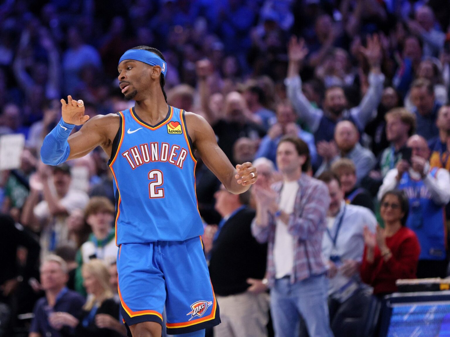 Shai Gilgeous-Alexander tuvo su noche soñada en la NBA al romper un récord que ostentaba el legendario Wilt Chamberlain | FM Avenida