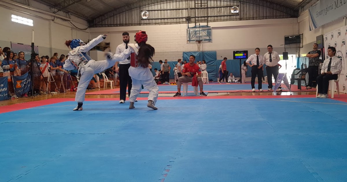 Torneo de taekwondo olímpico en el Club Mitre | FM Avenida