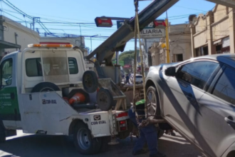 Tránsito intensificará operativos para remover vehículos abandonados o inmovilizados | FM Avenida