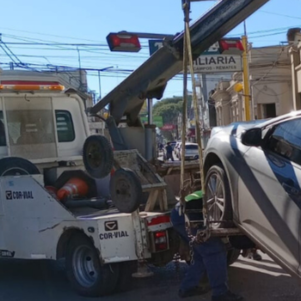 Tránsito intensificará operativos para remover vehículos abandonados o inmovilizados | FM Avenida