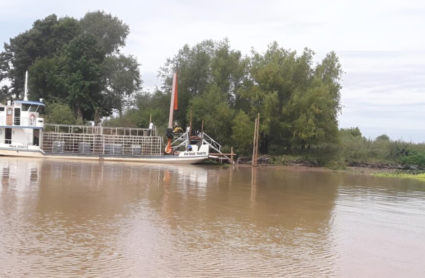 Tras meses de reclamos, comenzaron las tareas de mantenimiento en la escuela de Los Laureles | FM Avenida