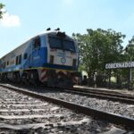 Tren varado, locomotoras rotas y 13 horas arriba del convoy que pasó por San Pedro | FM Avenida