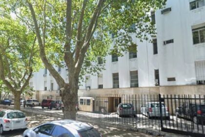 Un detenido acusado por violación se tiró de un tercer piso en los tribunales de La Plata | FM Avenida