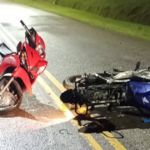 Un joven permanece en terapia intensiva tras un grave choque de motos en Pérez Millán | FM Avenida