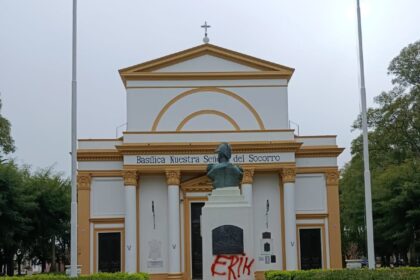 Vandalismo en el monumento a San Martín: el Municipio informó que no hay "ninguna" cámara en la zona | FM Avenida