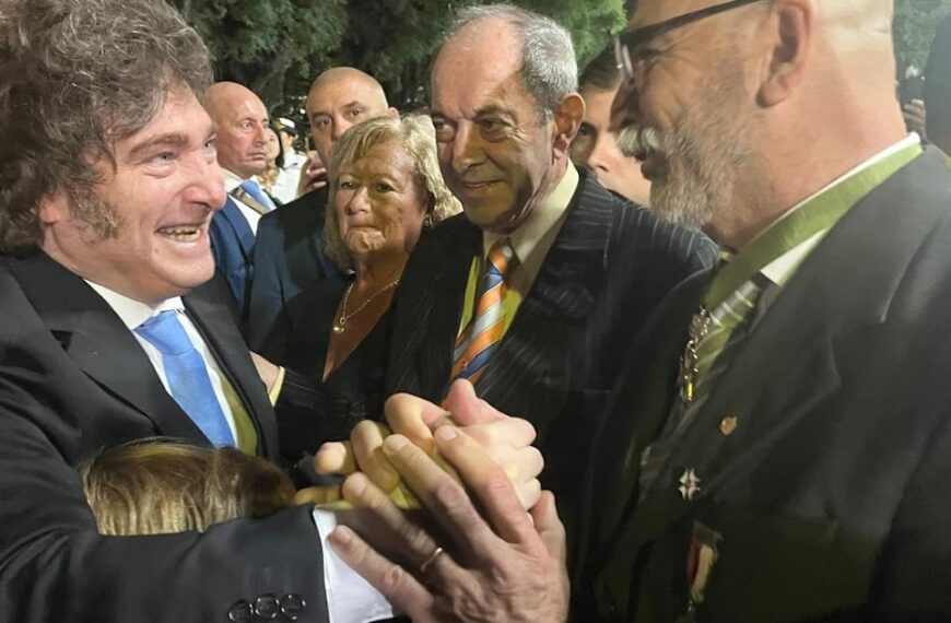 Veteranos de Malvinas sampedrinos estuvieron con el Presidente MIlei en el aniversario de Granaderos a Caballo | FM Avenida