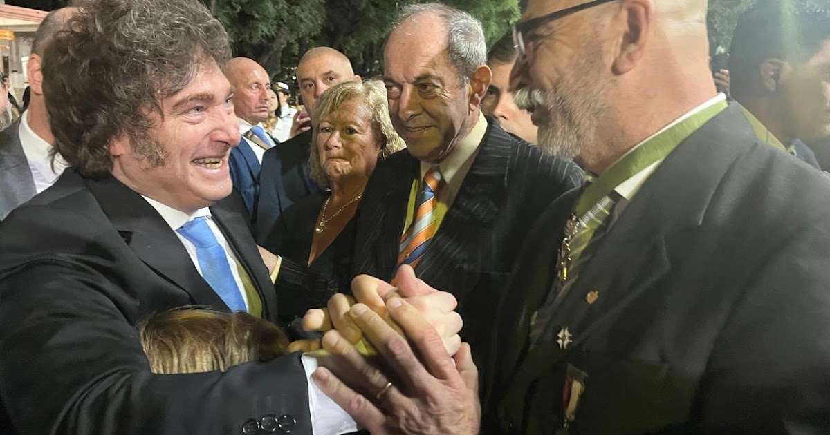 Veteranos de Malvinas sampedrinos estuvieron con el Presidente MIlei en el aniversario de Granaderos a Caballo | FM Avenida