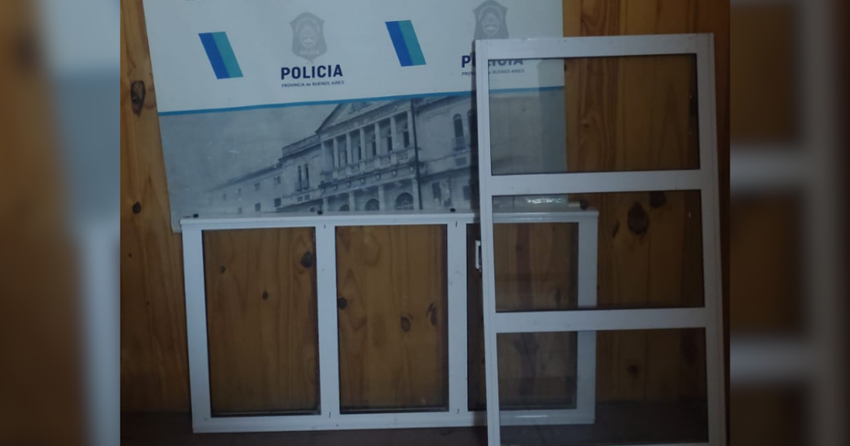 Violentan el techo de una iglesia en Río Tala para robar ventanas que fueron recuperadas tras una persecución | FM Avenida