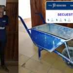 Detenido tras robar una carretilla y una pala de la caja de una camioneta