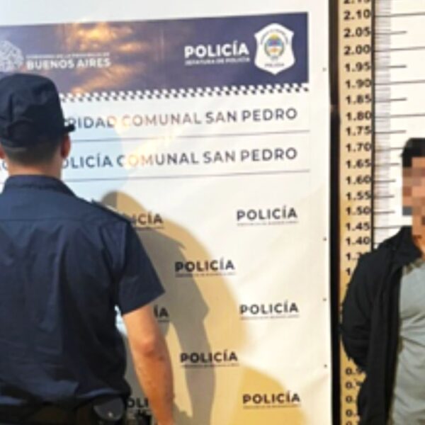 Aprehendieron a un hombre que ocasionaba disturbios en la vía pública