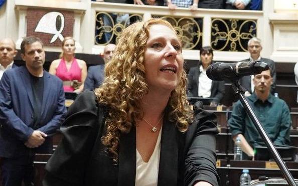 "Retroceso inaceptable": Nardini repudió el voto argentino en la ONU contra una resolución sobre la esclavitud africana | FM Avenida