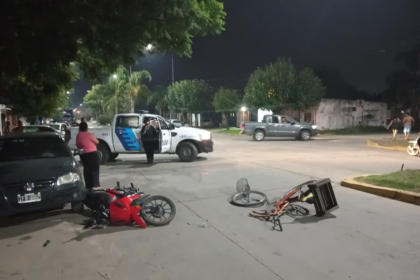 Accidente en Simonino y 11 de Septiembre: dos personas trasladadas a la Guardia | FM Avenida