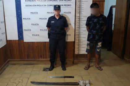 Aprehenden a un hombre tras amenazar a una vecina con un machete | FM Avenida