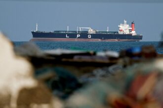 Barcos "fantasma": el "spoofing" de buques en el Estrecho de Ormuz amenaza con aumentar el caos en la zona | FM Avenida