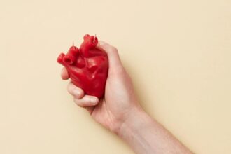 Cardióloga Hannah Rosenblum advierte de los 'infartos silenciosos' a partir de los 40 años: “Son síntomas poco conocidos” | FM Avenida