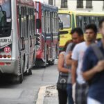 Colectivos del AMBA más caros, pero con menos frecuencias por aumento del combustible | FM Avenida