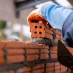 Cuánto cobra un albañil por su trabajo en abril 2026 | FM Avenida